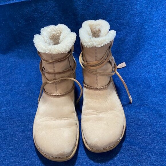 UGGs LaJolla Cork Size 9 EUC - Picture 3 of 9